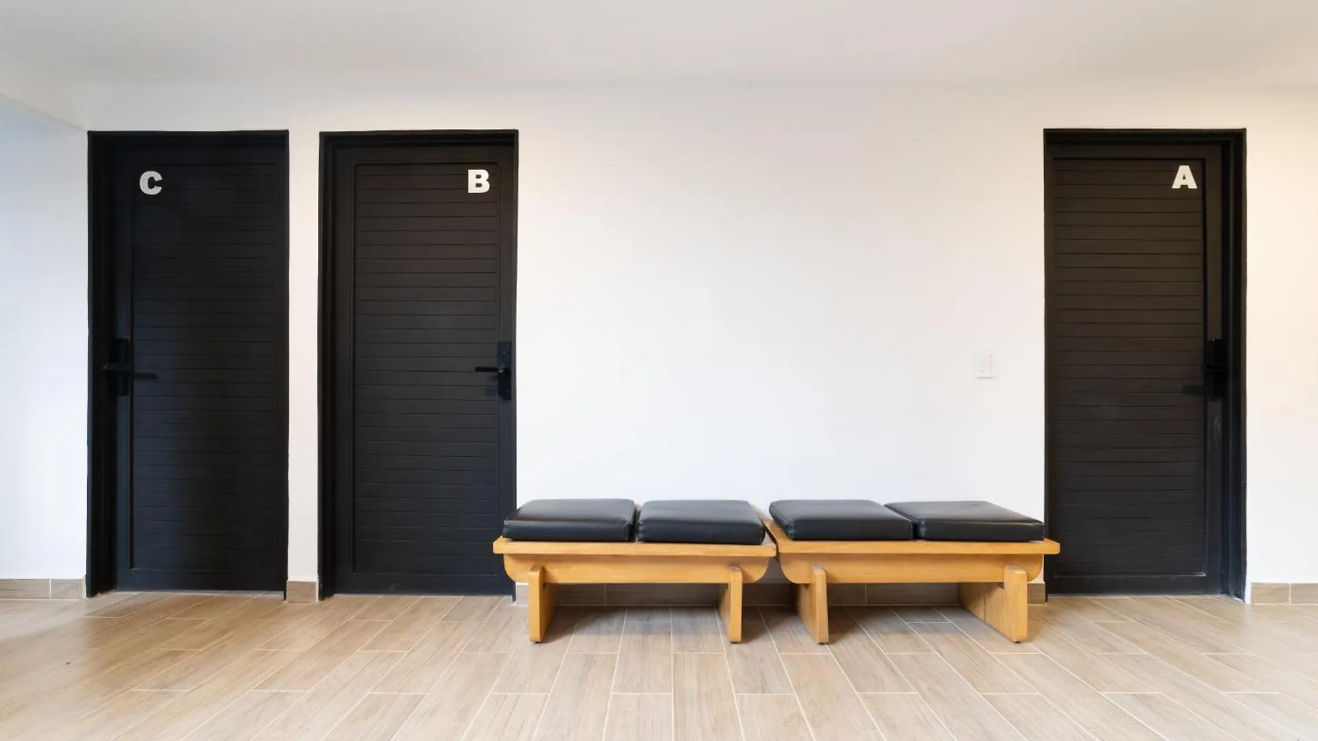 Oliving By Wynwood House Aparthotel Medellin 0*,  Colombia